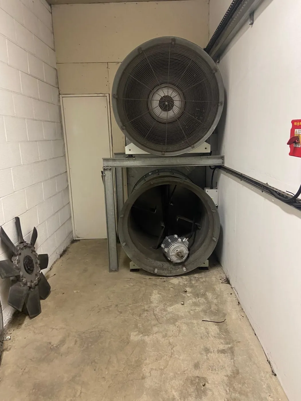 Fan motor replacement in Stratford (3)