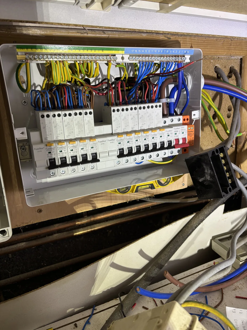 Fuseboard Installation - photo 3
