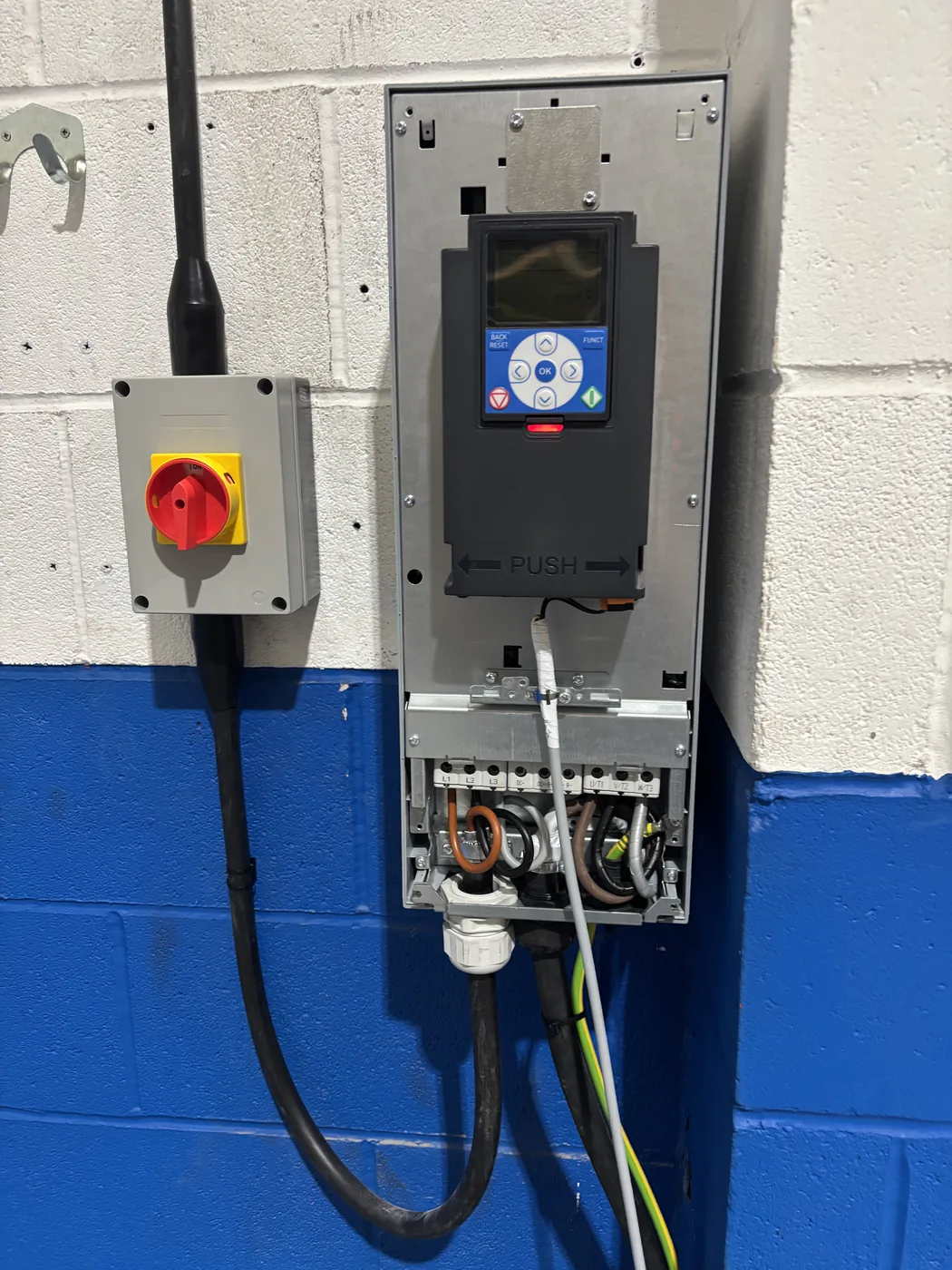 Inverter Installations - photo 1